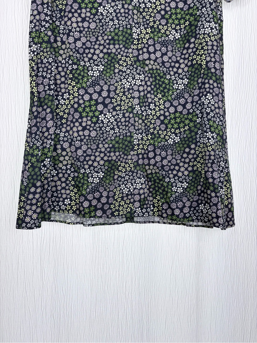 See By Chloé Floral Print Dress, Size 8 - Picture 6 of 9